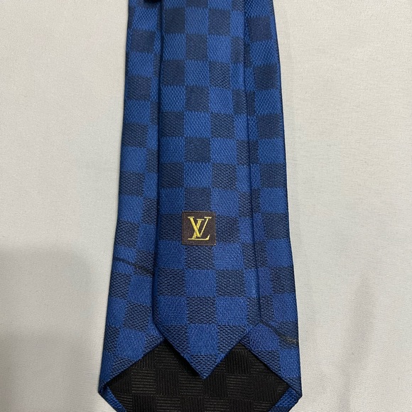 5 Louis Vuitton blue tie collection - Picture 3 of 9